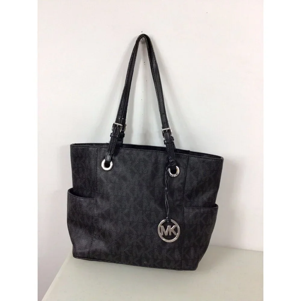 Michael Kors some minor